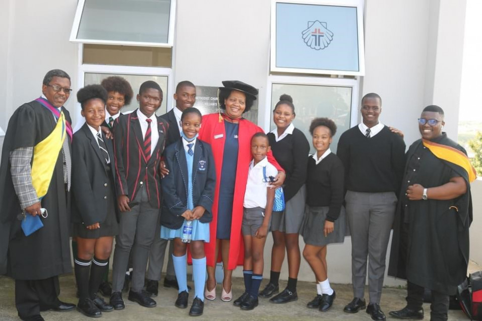 Dr. Mbude visits Circuit 312 to encourage Grade 12 learners