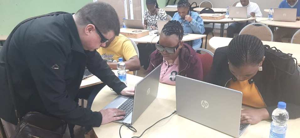 Visually impaired educators received a 5-day computer training