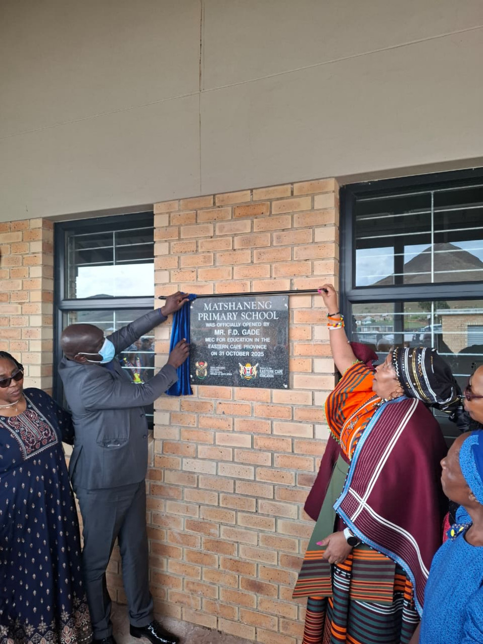 EC EDUCATION MEC OFFICIALLY HANDED OVER A STATE-OF-THE-ART SCHOOL TO SATHUBE COMMUNITY